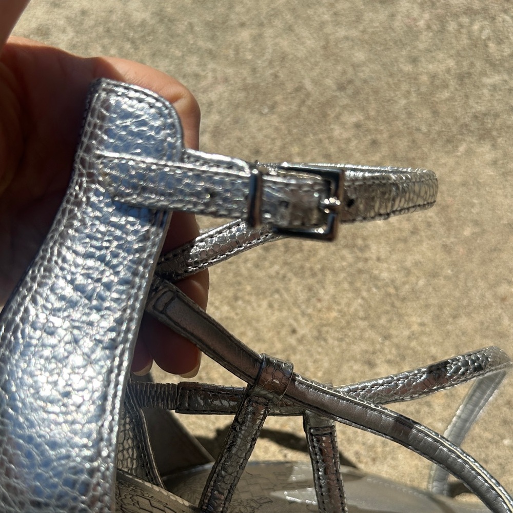 Vince Camuto Silver Metallic Strappy Ankle‑Wrap Heels - Picture 5 of 6